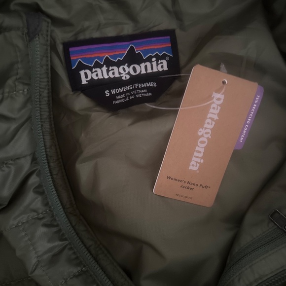 Patagonia women's nano puff jacket - Picture 3 of 4